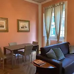 Calzaiuoli Apartment